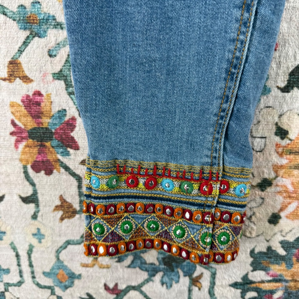 Desigual Maternity Jeans Light Wash Embroidered Patchwork Mirror Detail Boho - Picture 6 of 15